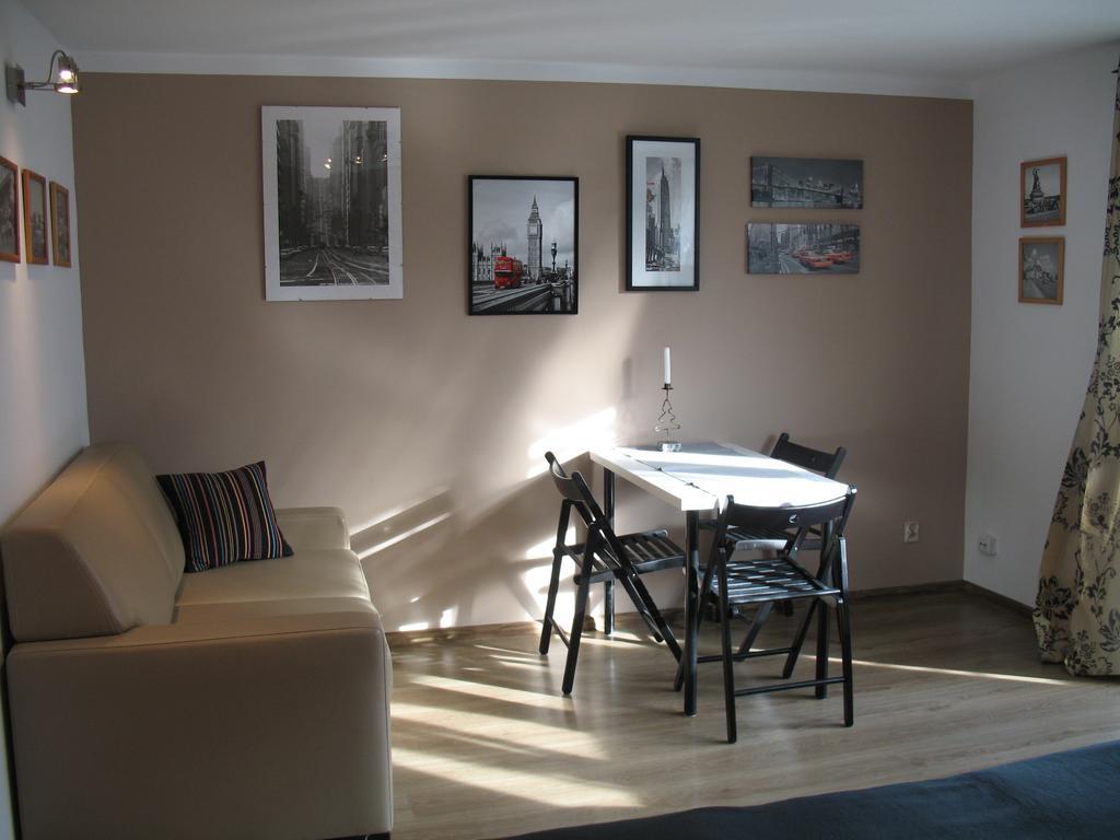 Willa Pod Aniolem - Pokoje Goscinne & Apartamenty Z Widokiem Na Gory Szczyrk Kültér fotó