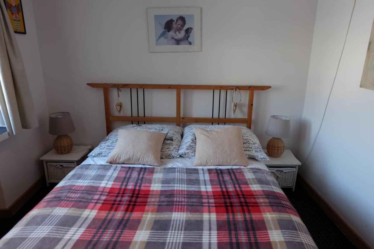 Willa Pod Aniolem - Pokoje Goscinne & Apartamenty Z Widokiem Na Gory Szczyrk Kültér fotó